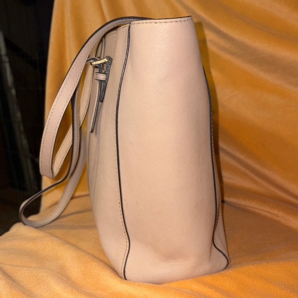 Michael Kors Light pink Tote Bag - Picture 7 of 14